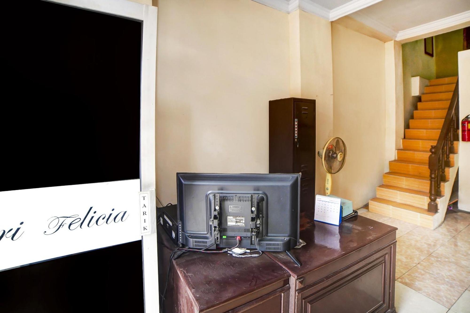 Oyo 91199 Felicia Homestay 메단 외부 사진
